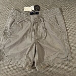 Hollister Men's Twill Pull On Shorts 7"